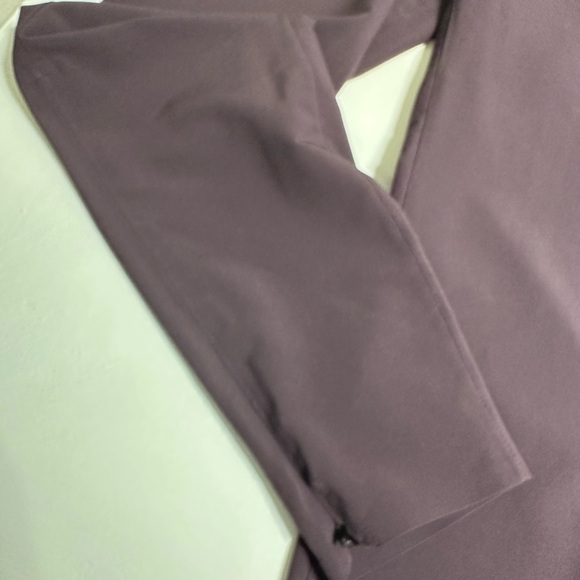 ✨🍋Lululemon Esker Slim *lululemon lab
Black Cherry size 8 - Picture 9 of 16